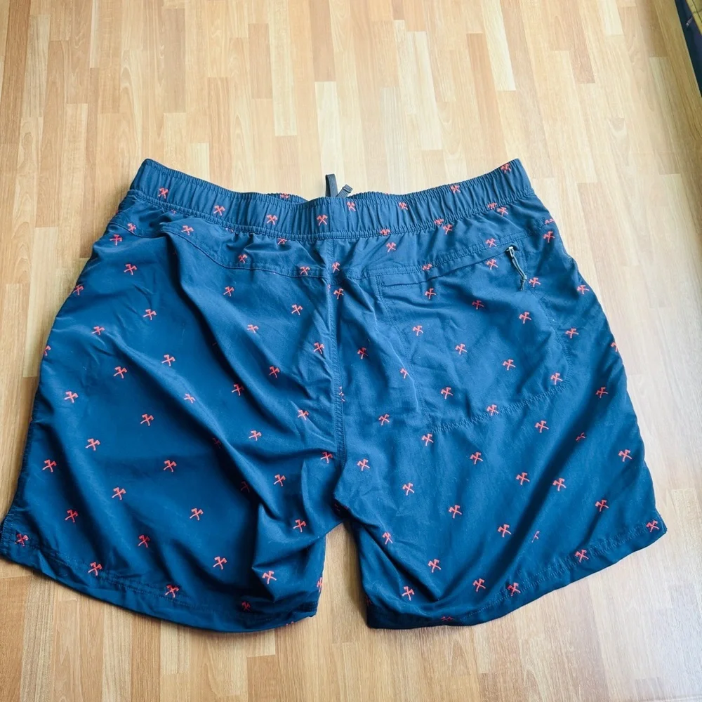 North face men's swim trunks size XL golf theme blue and red